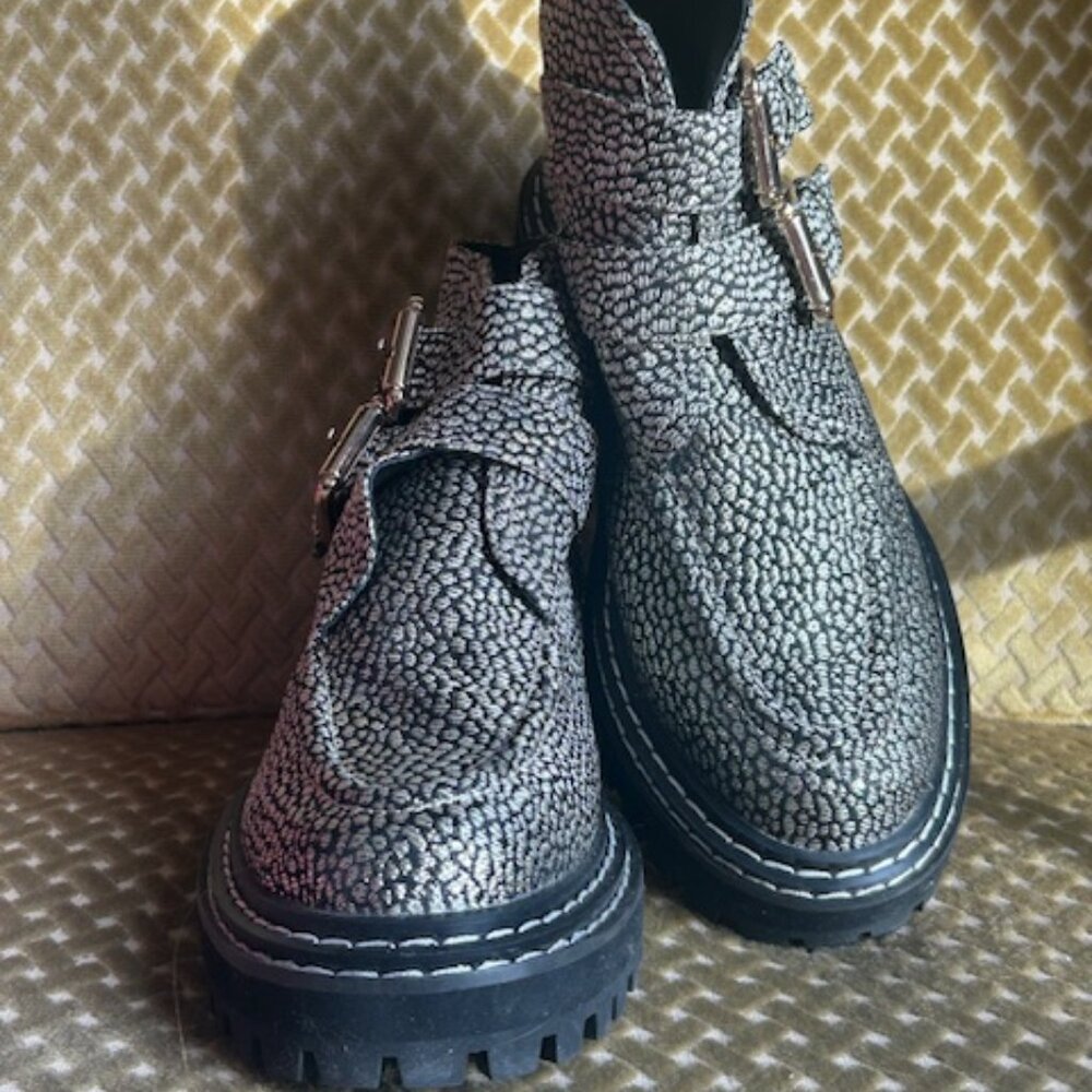 CECELIA NEW YORK Honor Black White Gold Dot Lug Sole Boot NEW